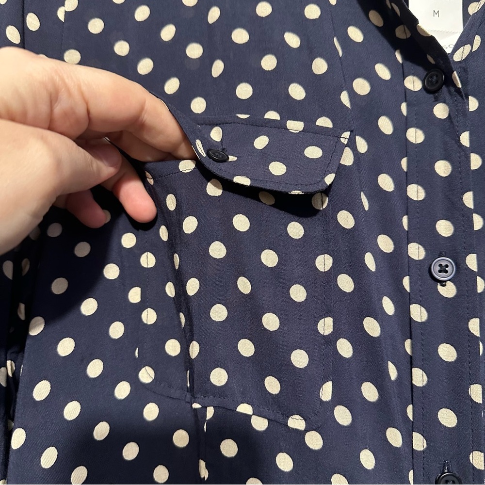 NWT LOFT Polka Dot Button Down Blouse - size M - Picture 4 of 6